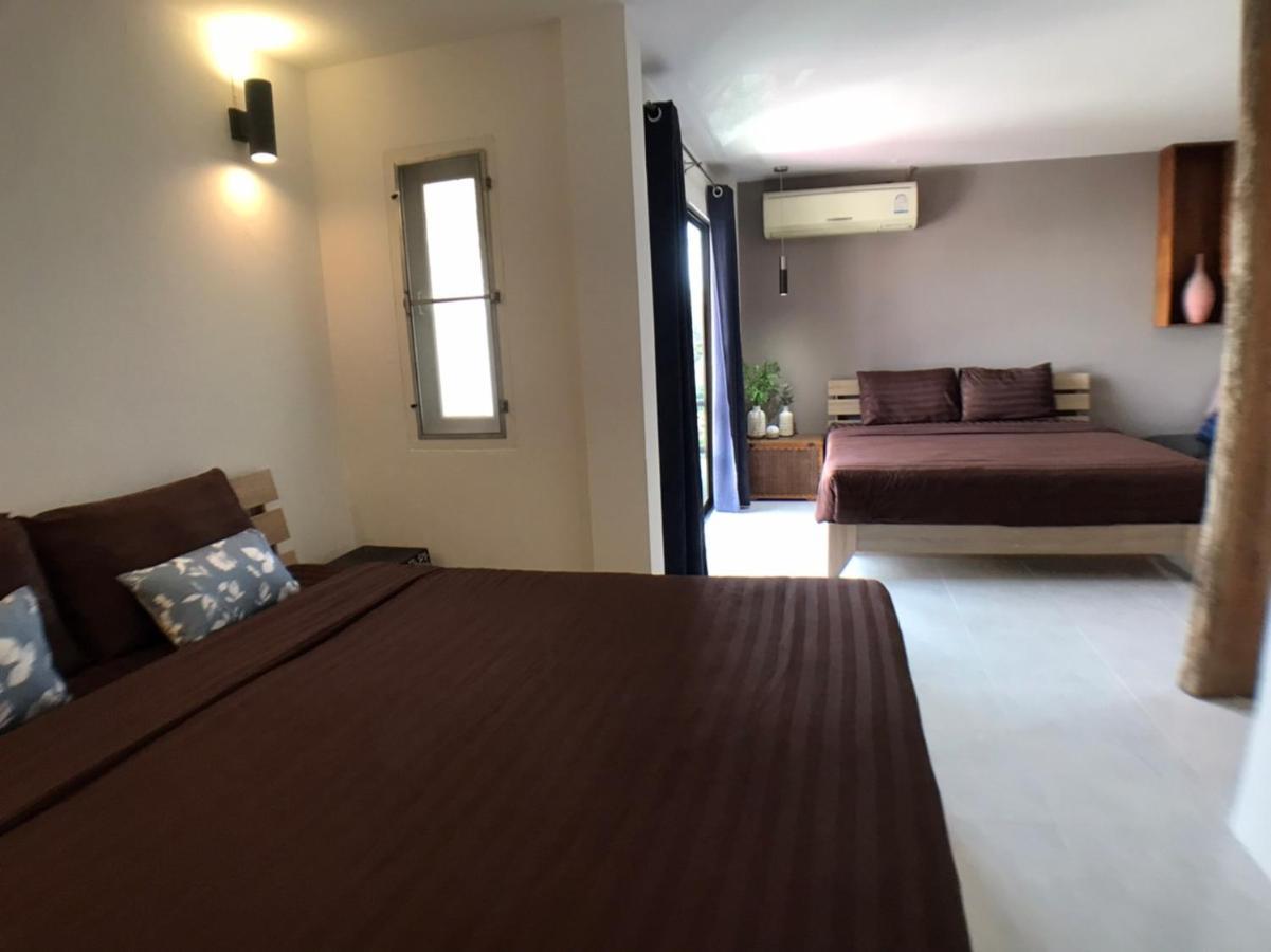 8Th House @ Center Of Chiangmai Old Town Apartment Chiang Mai Bagian luar foto