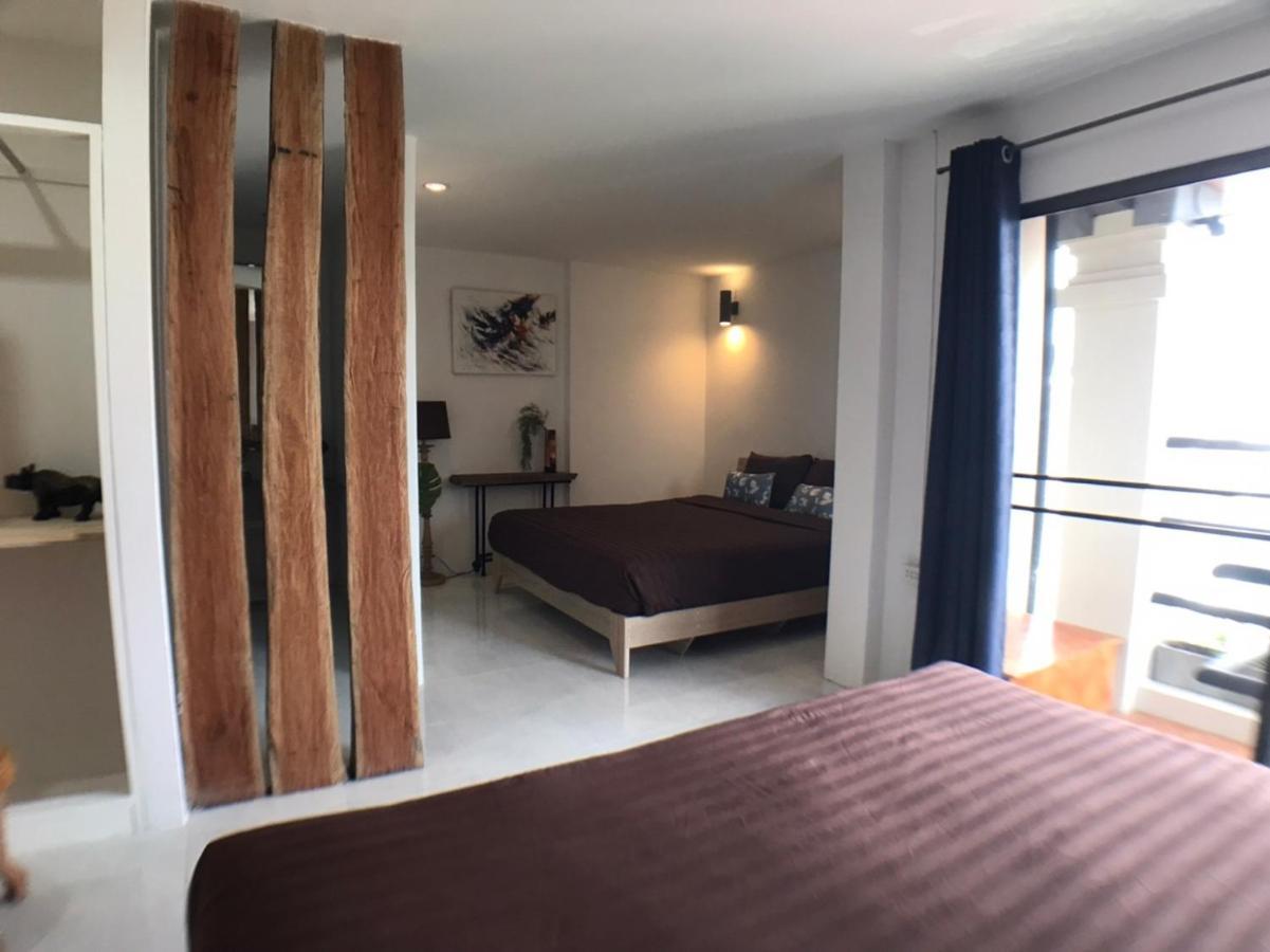 8Th House @ Center Of Chiangmai Old Town Apartment Chiang Mai Bagian luar foto
